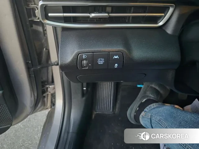 Hyundai Avante Hybrid (CN7) id 3451461 из Кореи 9