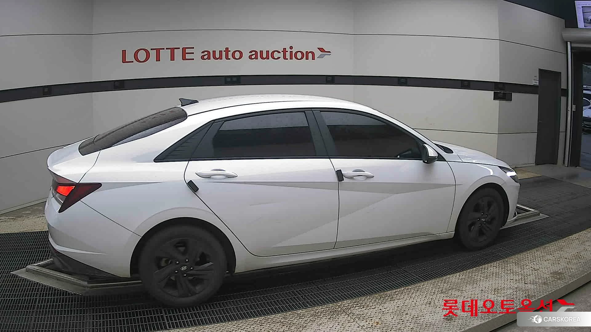 Hyundai Avante id 4289421 из Кореи 9
