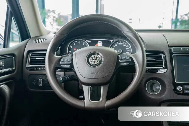 Volkswagen Touareg id 4215214 из Китая 9