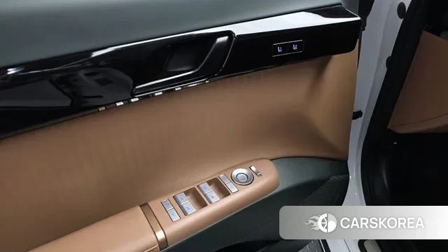 Hyundai Grandeur Hybrid (GN7) id 3739803 из Кореи 9