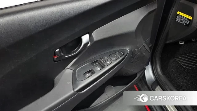 Hyundai Veloster (JS) id 3583087 из Кореи 9