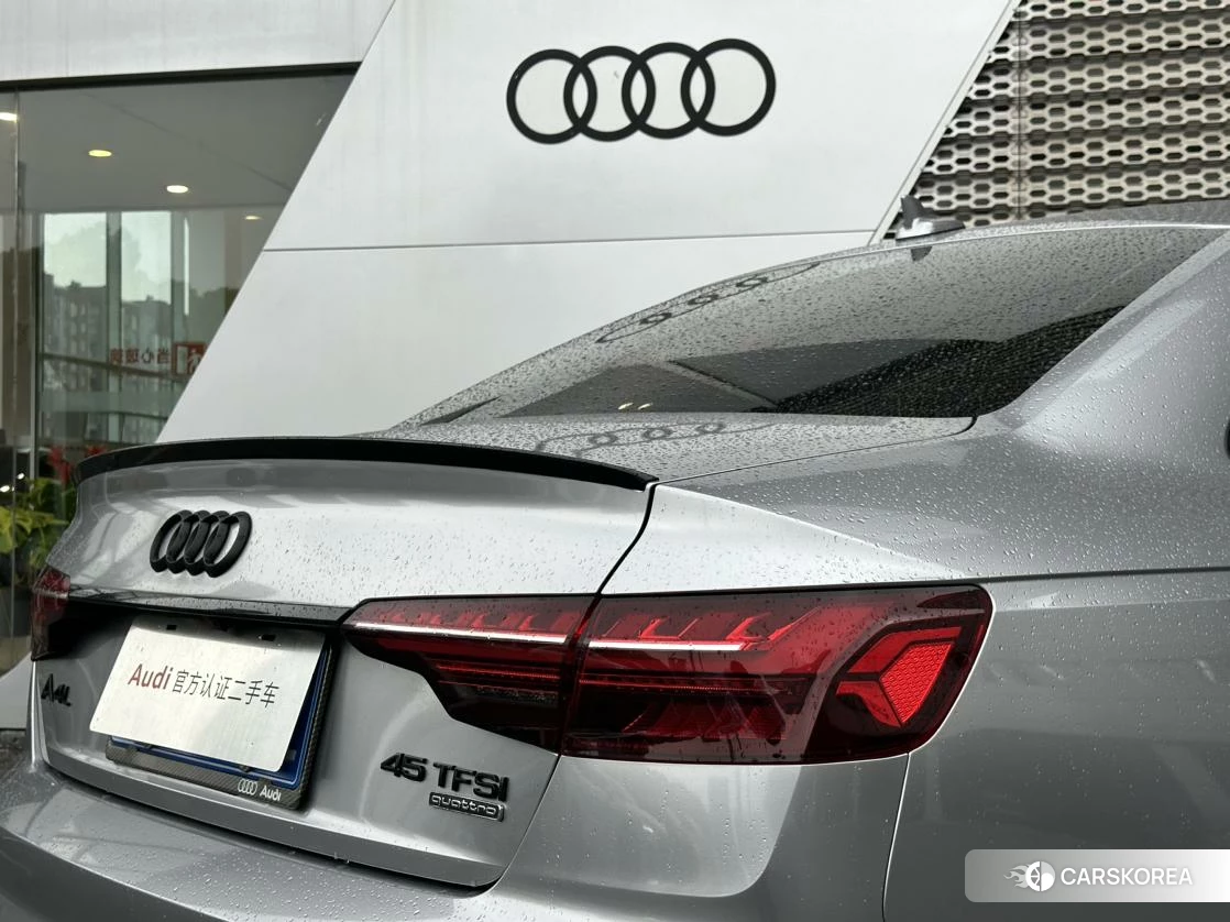 Audi A4L id 4513719 из Китая 9