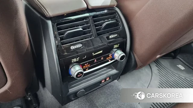 BMW 5 Series (G30) id 3741274 из Кореи 9