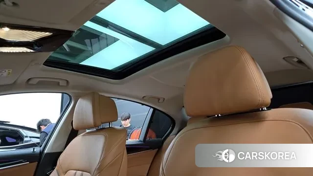 BMW 5 Series (G30) id 2998515 из Кореи 9