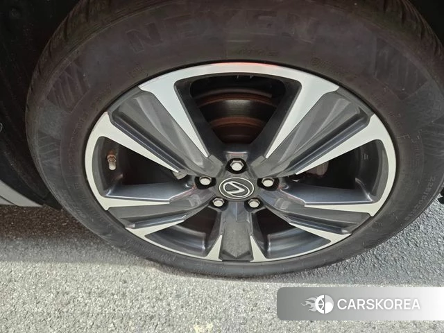 Lexus UX250h id 4397316 из Кореи 9