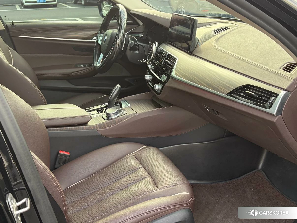 BMW 5 series id 4486340 из Китая 9