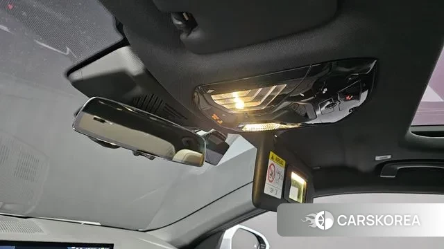 BMW 5 Series (G60) id 3371985 из Кореи 9