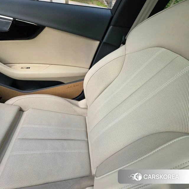 Audi A4 (B9) id 4429555 из Кореи 9