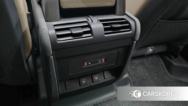 Land Rover Defender (L663) id 4585254 из Кореи 9