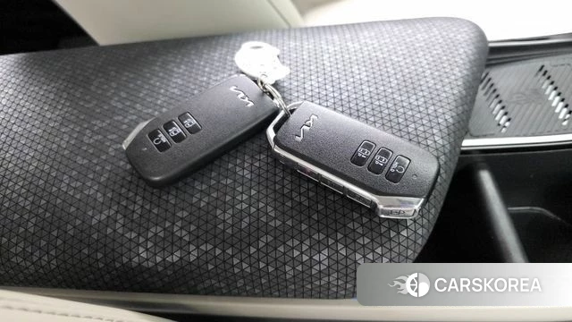 Kia EV6 id 3811523 из Кореи 9