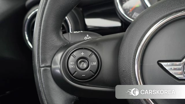 Mini Cooper Convertible id 4483242 из Кореи 9