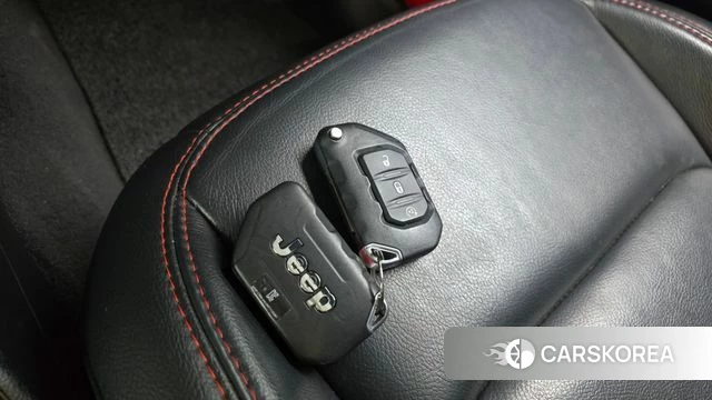 Jeep Wrangler (JL) id 3904690 из Кореи 9