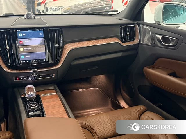 Volvo XC60 PHEV id 3957699 из Китая 9