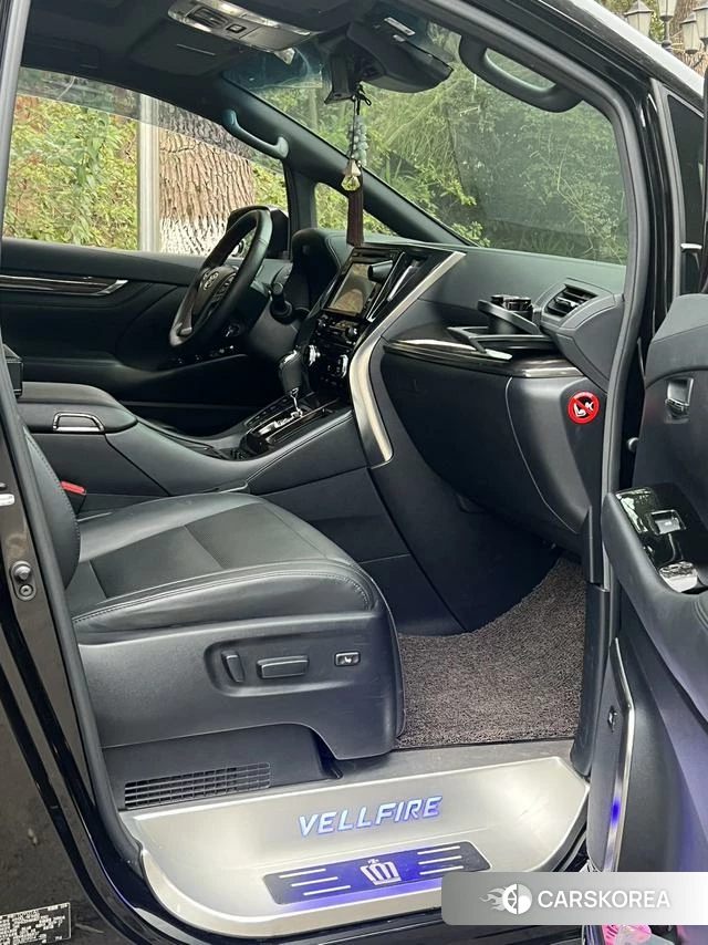 Toyota Wilfa id 4239850 из Китая 9