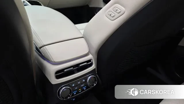 Genesis GV70 id 3550625 из Кореи 9