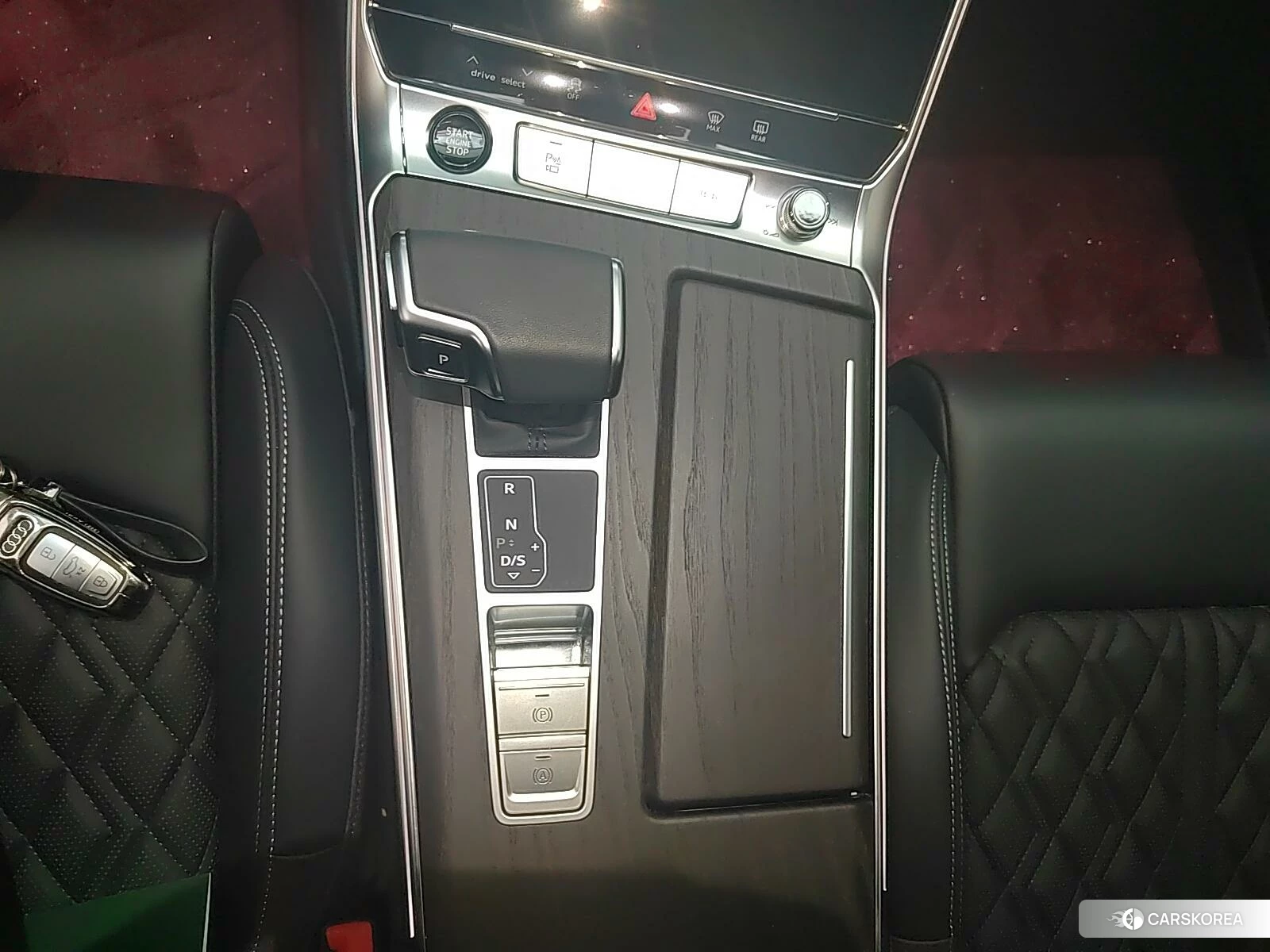 Audi A6L id 4479342 из Китая 9