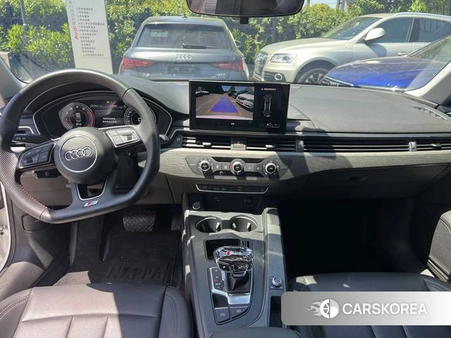 Audi A4L id 4276406 из Китая 9