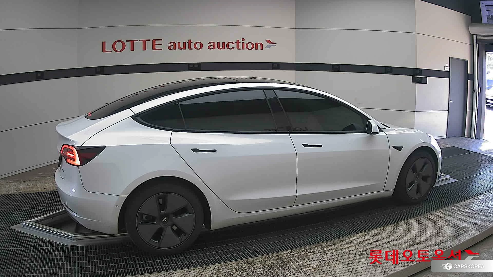 Tesla Model 3 Long Range id 3882117 из Кореи 9