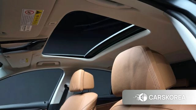 BMW 5 Series (G30) id 3965985 из Кореи 9