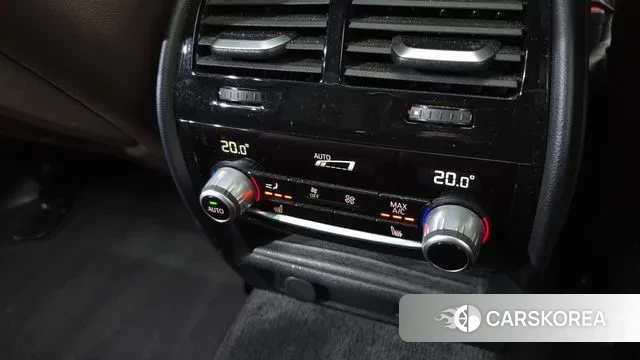 BMW 5 Series (G30) id 3355911 из Кореи 9