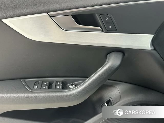 Audi A4L id 4272533 из Китая 9