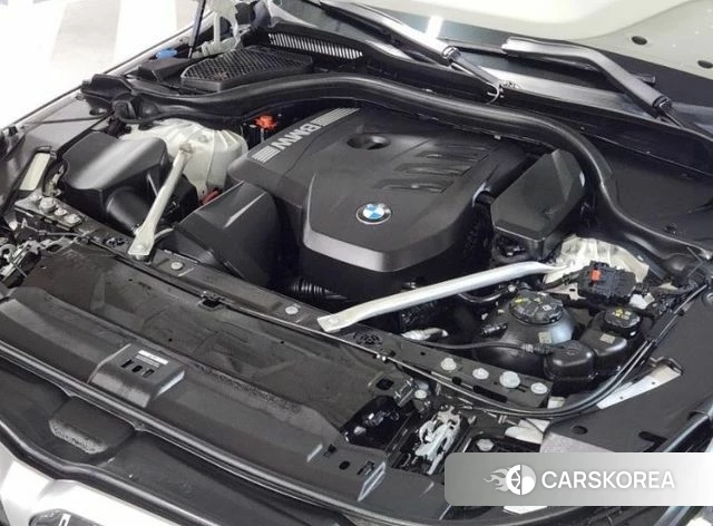 BMW 5 Series (G60) id 3889169 из Кореи 9