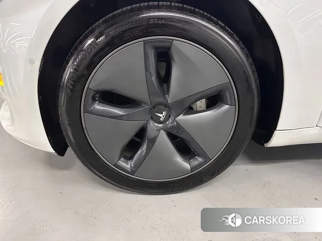 Tesla Model 3 id 3484356 из Кореи 9