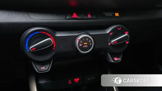 Kia Stonic id 4465730 из Кореи 9