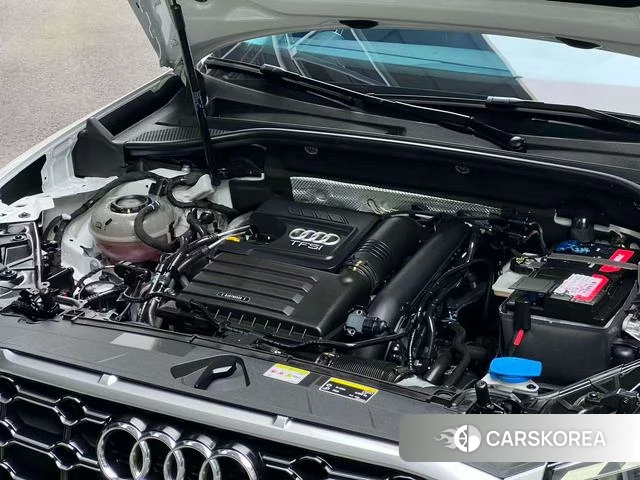 Audi Q2L id 4213979 из Китая 9