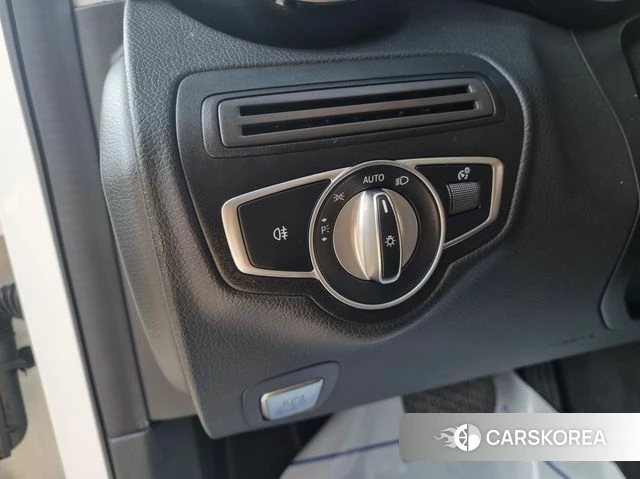 Mercedes-Benz C-Class W205 id 4225832 из Кореи 9