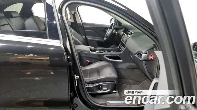 Jaguar F-PACE id 2688239 из Кореи 9