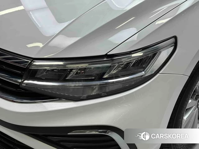 Volkswagen Bora id 4290673 из Китая 9
