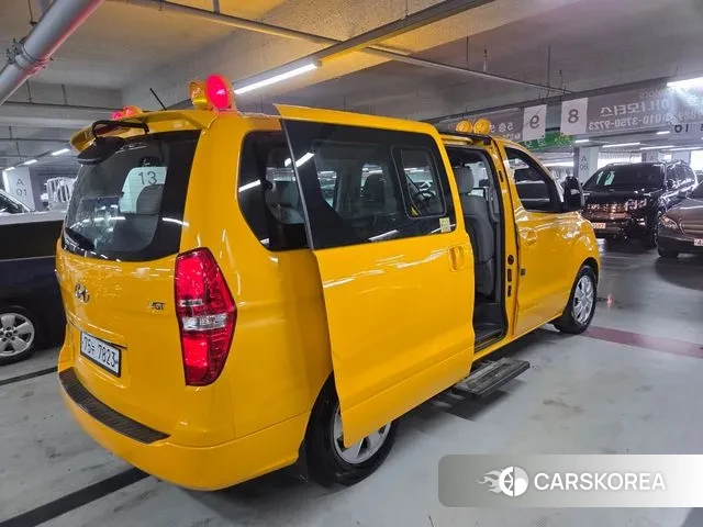 Hyundai The New Grand Starex id 3045308 из Кореи 9