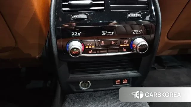 BMW 5 Series (G30) id 3384833 из Кореи 9