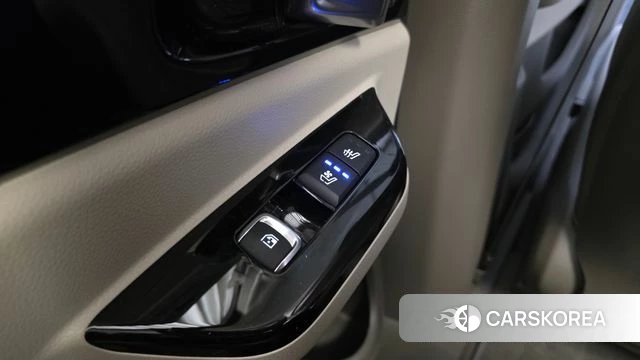 Kia Carnival 4th generation id 3812995 из Кореи 9