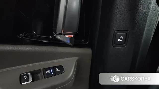 Kia The New Carnival 4th Generation id 3436990 из Кореи 9