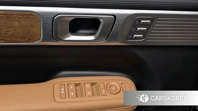 Hyundai Santa Fe (MX5) id 3477641 из Кореи 9