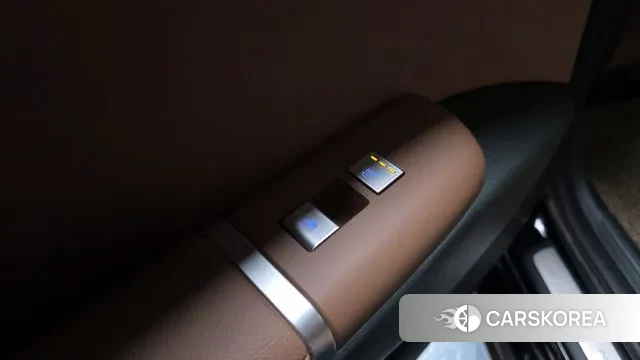 Hyundai Grandeur (GN7) id 3571288 из Кореи 9