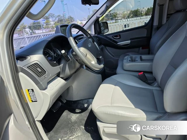 Hyundai The New Grand Starex id 3924697 из Кореи 9