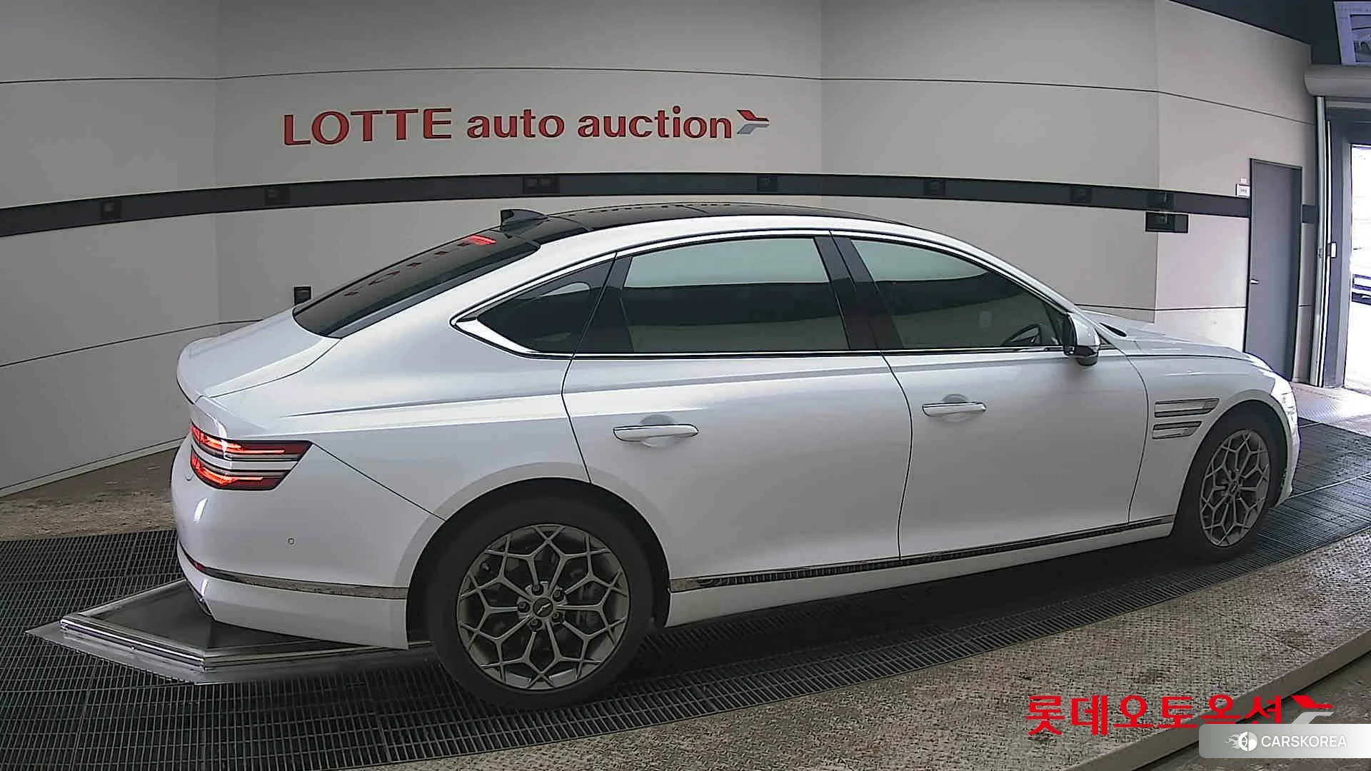 Hyundai G80 id 3875688 из Кореи 9