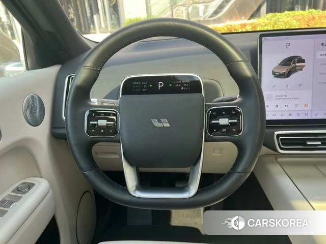 Ideal car Ideal L8 id 3907832 из Китая 9