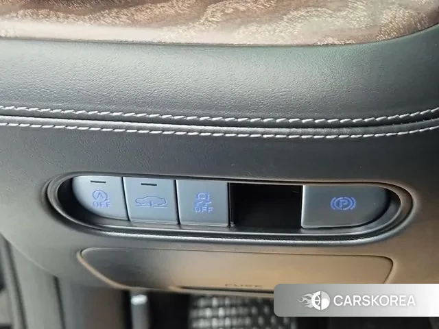 Genesis G90 (RS4) id 3425328 из Кореи 9