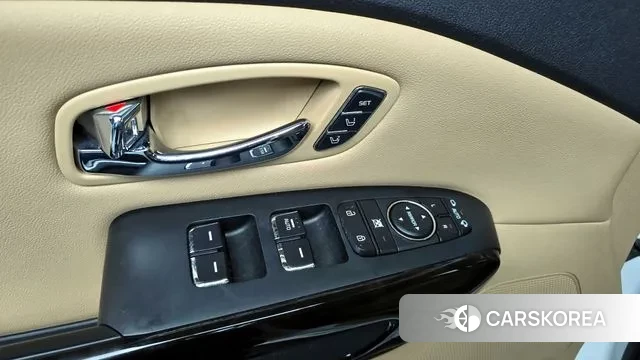 Kia The New Carnival id 3050666 из Кореи 9