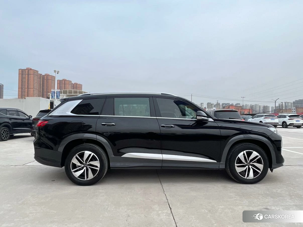 Audi Q6 id 4419318 из Китая 9