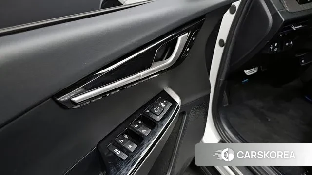 Kia EV6 id 3003037 из Кореи 9