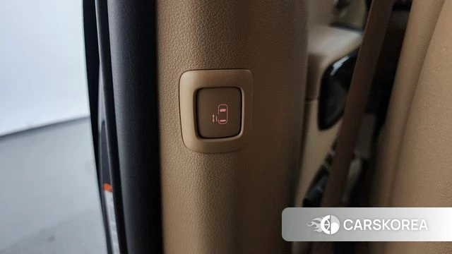 Kia The New Carnival id 4180477 из Кореи 9