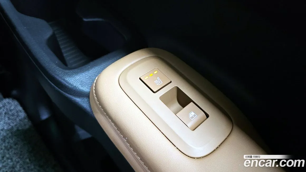 Hyundai Santa Fe (MX5) id 2043502 из Кореи 9