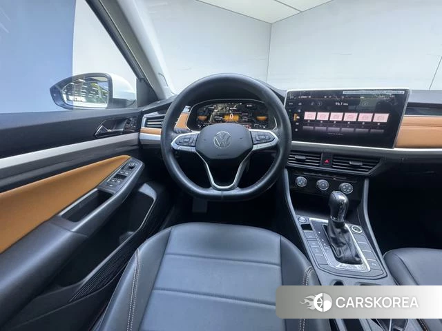 Volkswagen Bora id 4256947 из Китая 9