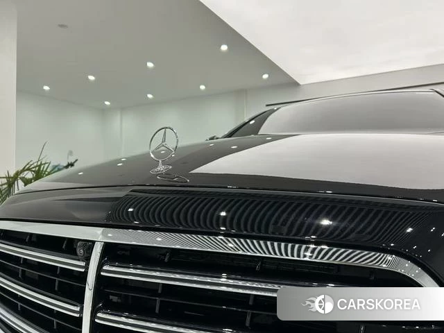 Mercedes-Benz E-class id 4256866 из Китая 9