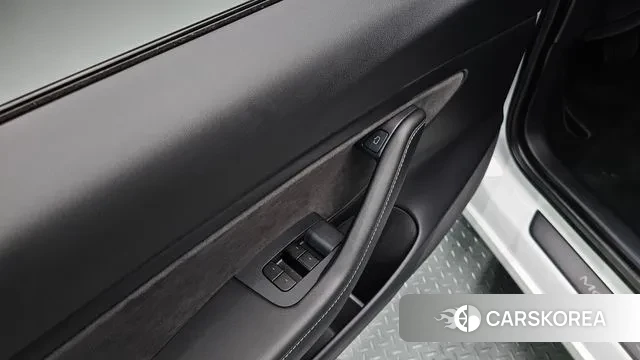 Tesla Model 3 id 3312289 из Кореи 9